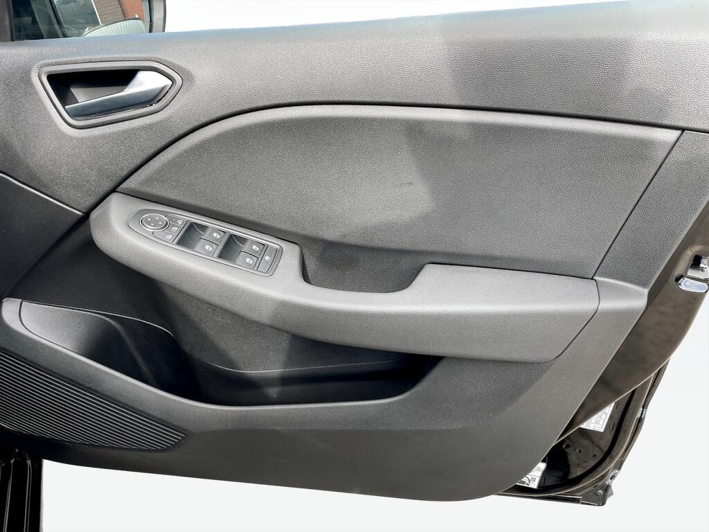 Used Renault Clio 2025 for sale - 77646810: Photo 7