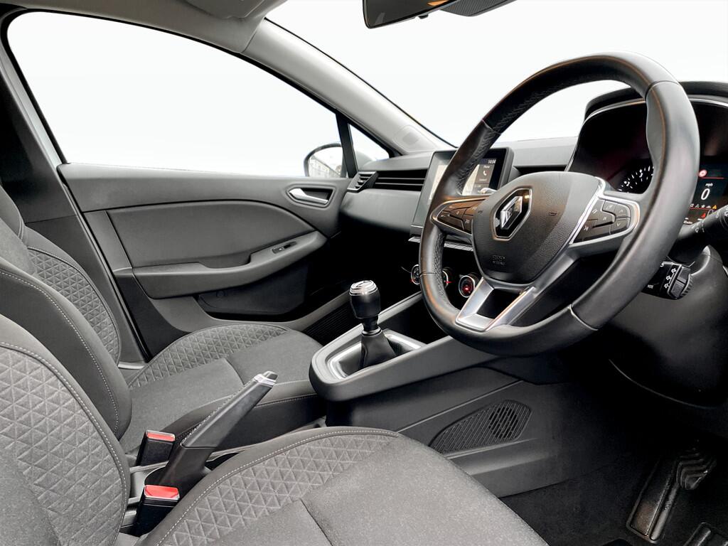 Used Renault Clio 2020 for sale - 76512122: Photo 10