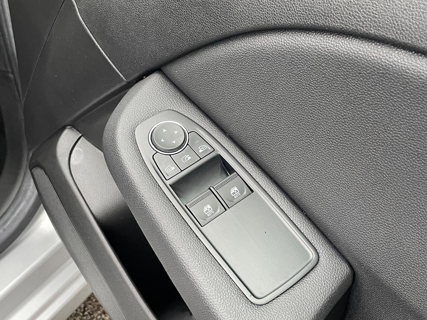 Used Renault Clio 2020 for sale - 76512122: Photo 34