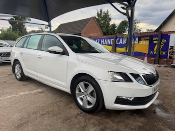 Used Skoda Octavia 2019 for sale - 79328064: Photo
