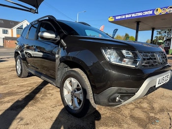 Used Dacia Duster 2019 for sale - 79166255: Photo