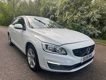 Used Volvo V60 2018 for sale - 79166418: Photo