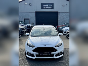 Used Ford Focus 2015 for sale - 79304566: Photo