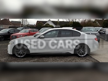 Used BMW 5 Series 2016 for sale - 77659546: Photo