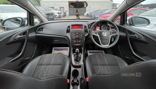 Used Vauxhall Astra 2012 for sale - 77167008: Photo 9