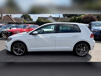 Used Volkswagen Golf 2019 for sale - 79280475: Photo