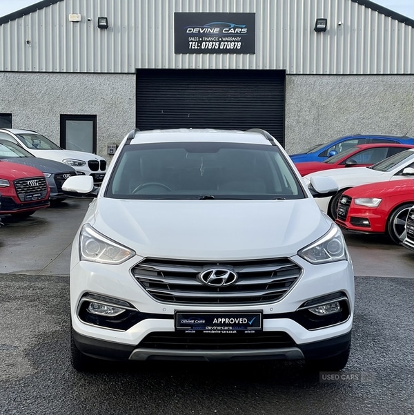 Used Hyundai Santa Fe 2018 for sale - 77144831: Photo 2