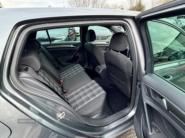 Used Volkswagen Golf 2017 for sale - 77412705: Photo 9