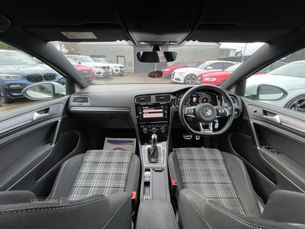 Used Volkswagen Golf 2017 for sale - 77121008: Photo 9