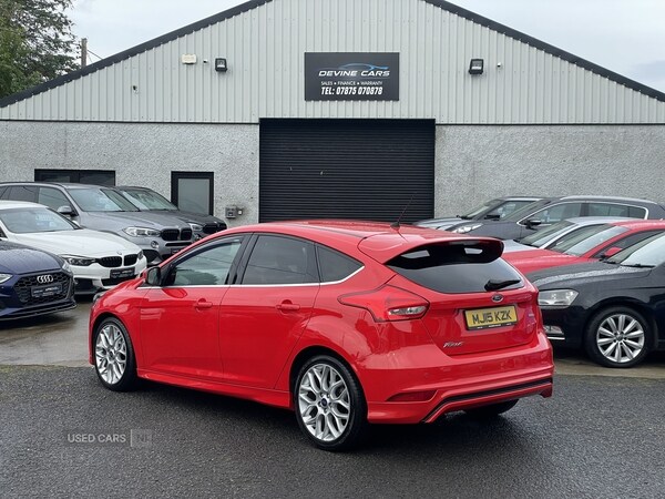 Used Ford Focus 2015 for sale - 76551649: Photo 5