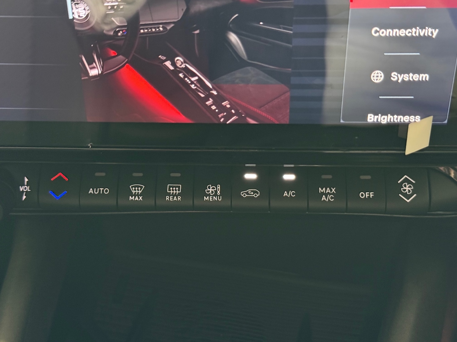 Used Alfa Romeo Junior 2025 for sale - 76871546: Photo 35