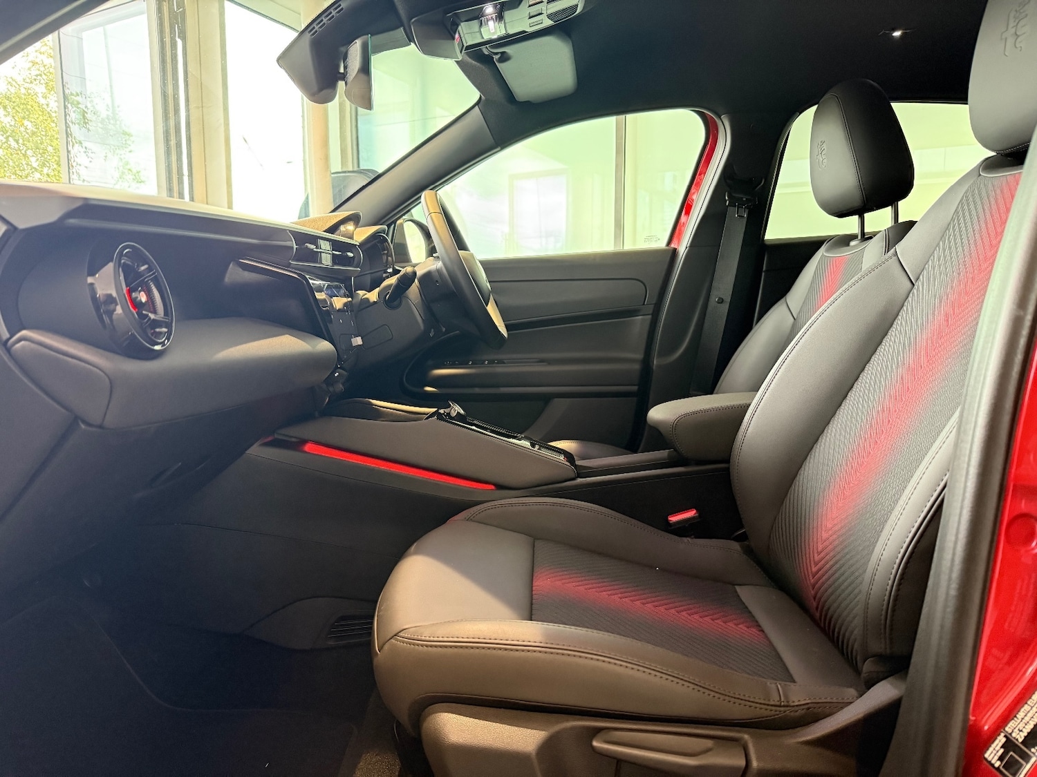 Used Alfa Romeo Junior 2025 for sale - 76871546: Photo 7