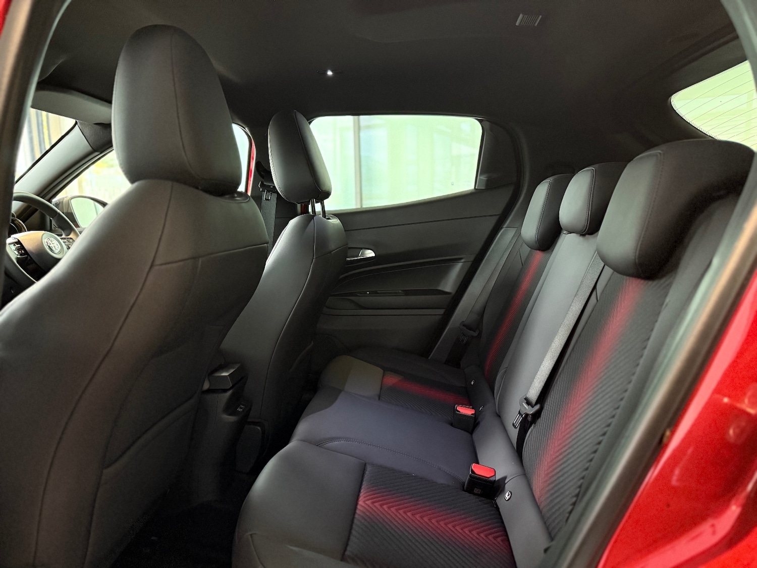 Used Alfa Romeo Junior 2025 for sale - 76871546: Photo 9