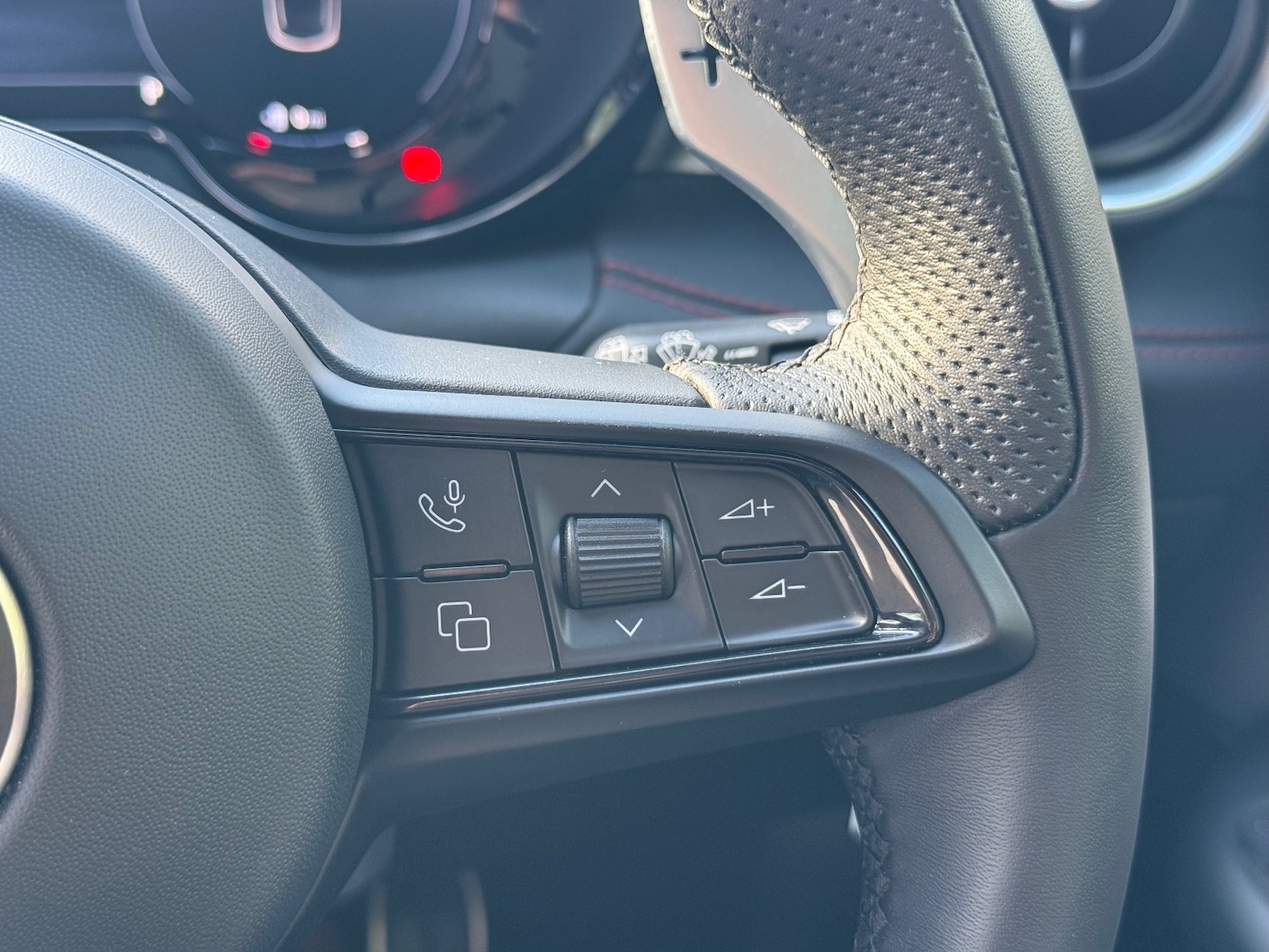 Used Alfa Romeo Tonale 2024 for sale - 77803786: Photo 41