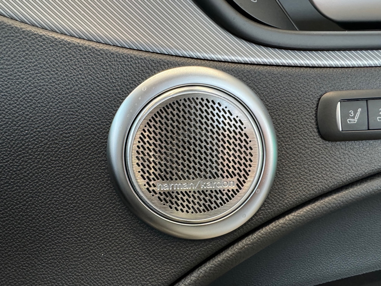 Used Alfa Romeo Stelvio 2025 for sale - 77995063: Photo 28