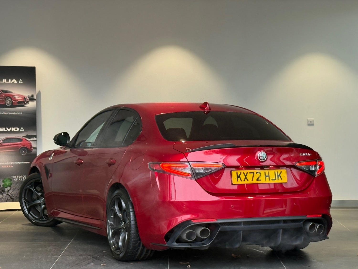 Used Alfa Romeo Giulia 2022 for sale - 76660689: Photo 2