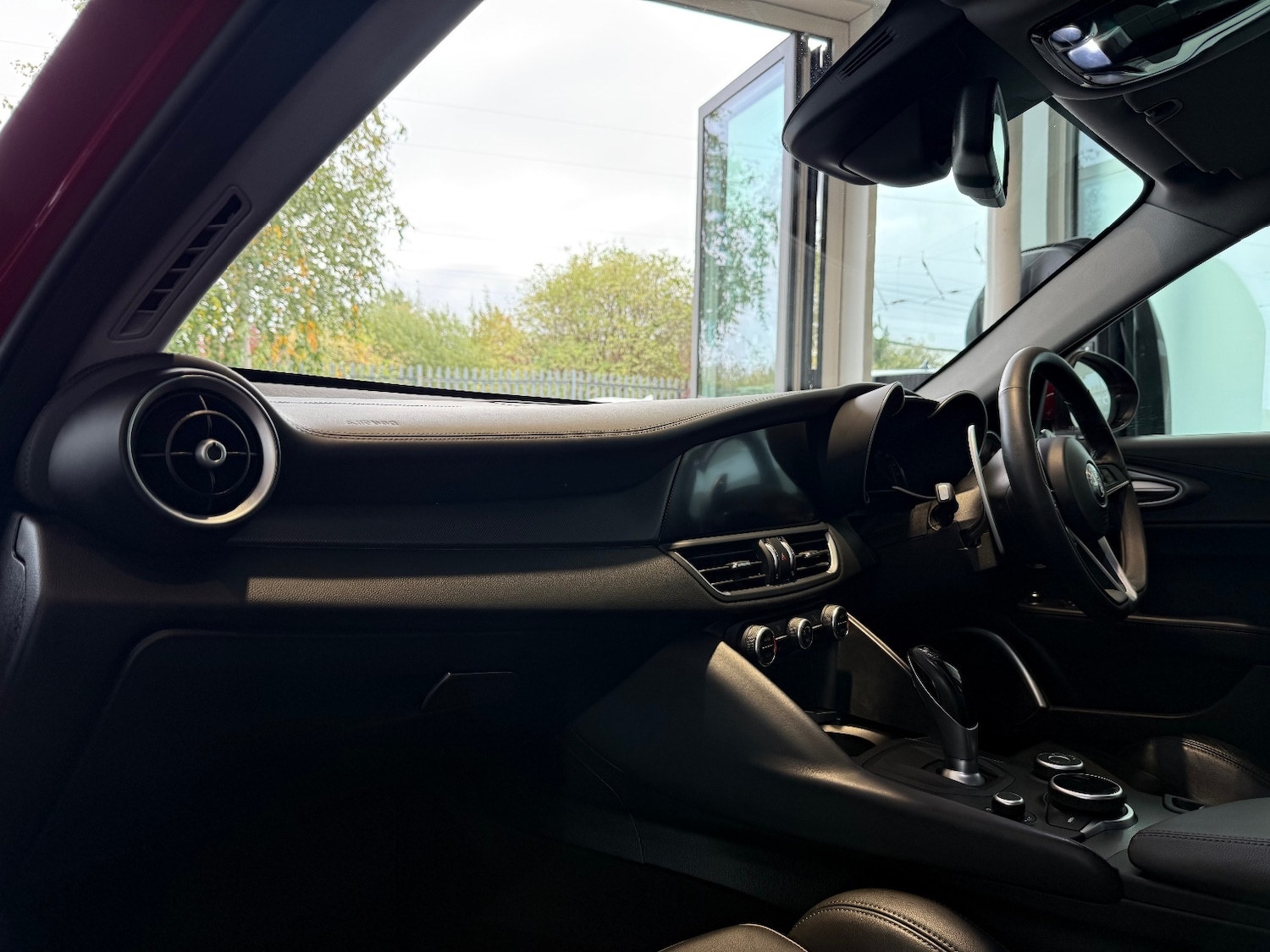 Used Alfa Romeo Giulia 2018 for sale - 76869142: Photo 12