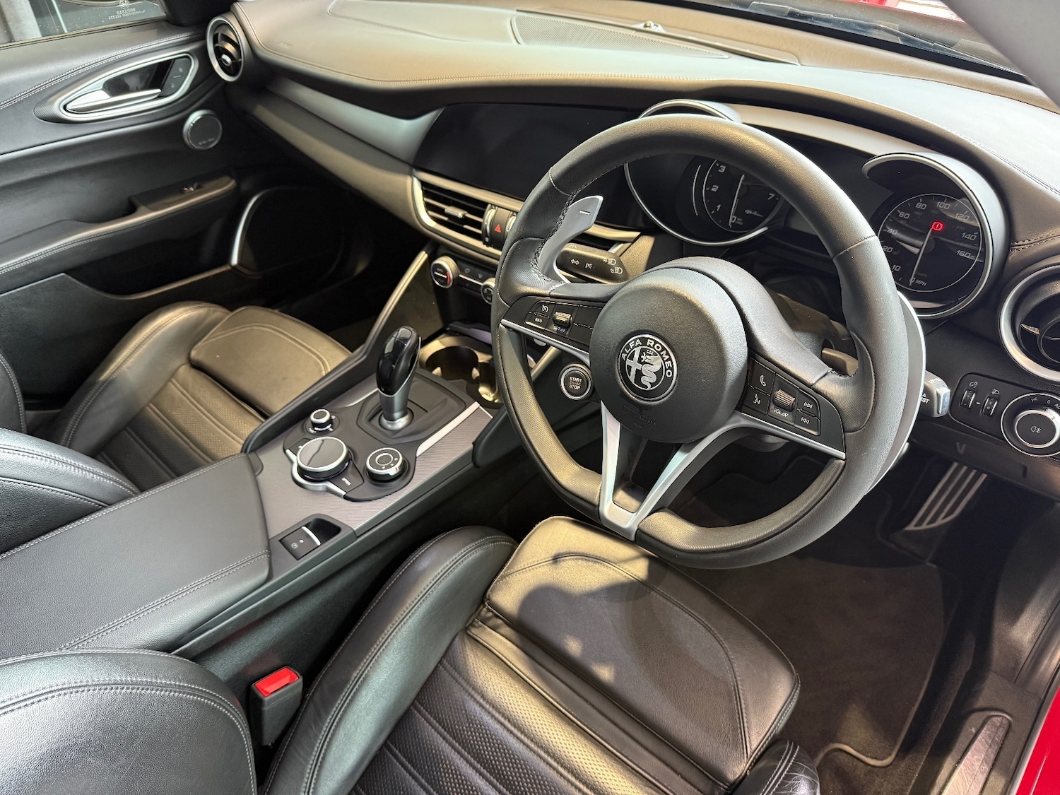 Used Alfa Romeo Giulia 2018 for sale - 76869142: Photo 6