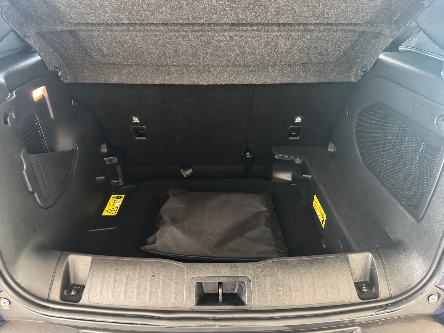 Used Jeep Renegade 2021 for sale - 76868681: Photo 16