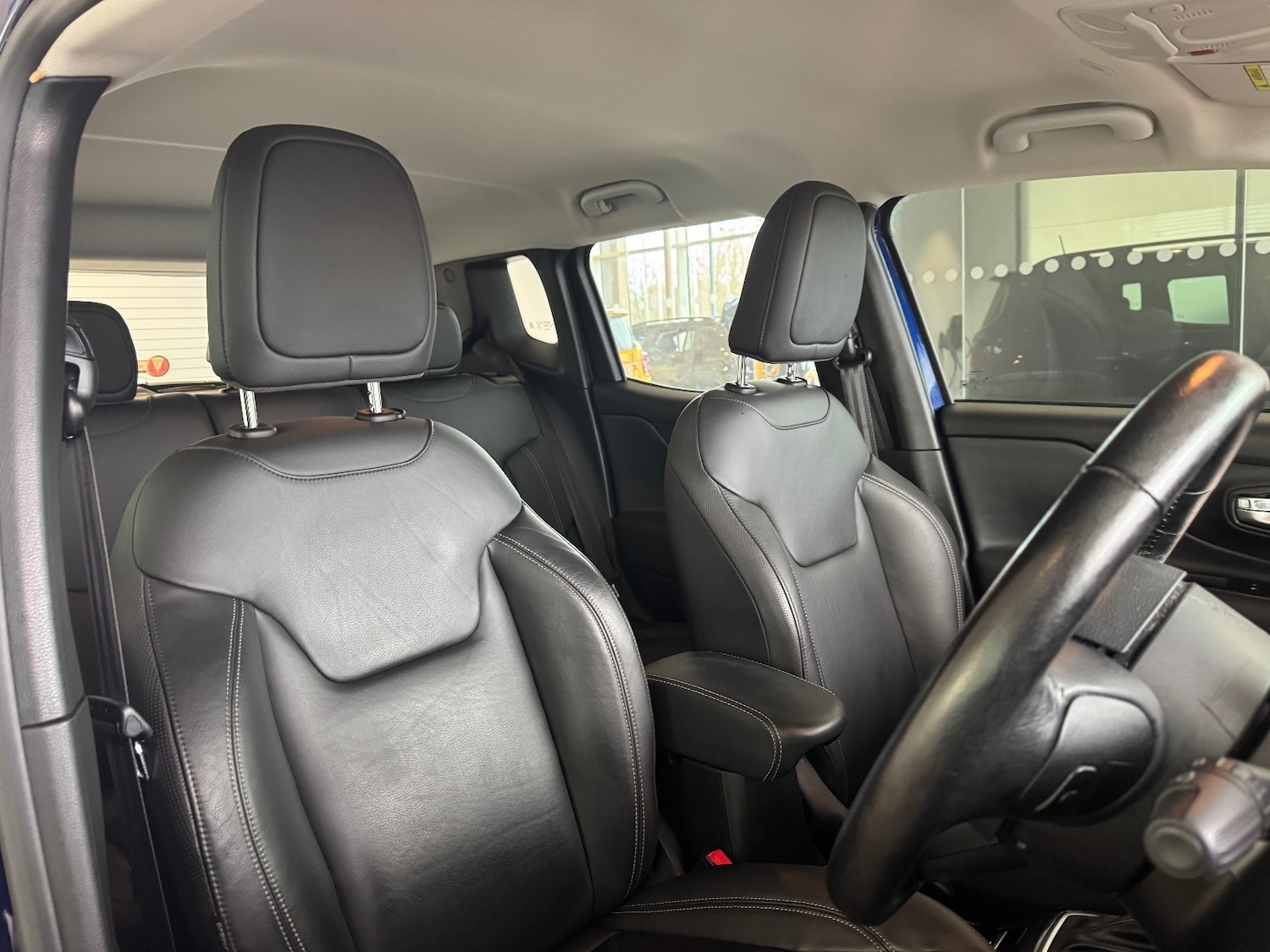 Used Jeep Renegade 2021 for sale - 76868681: Photo 27