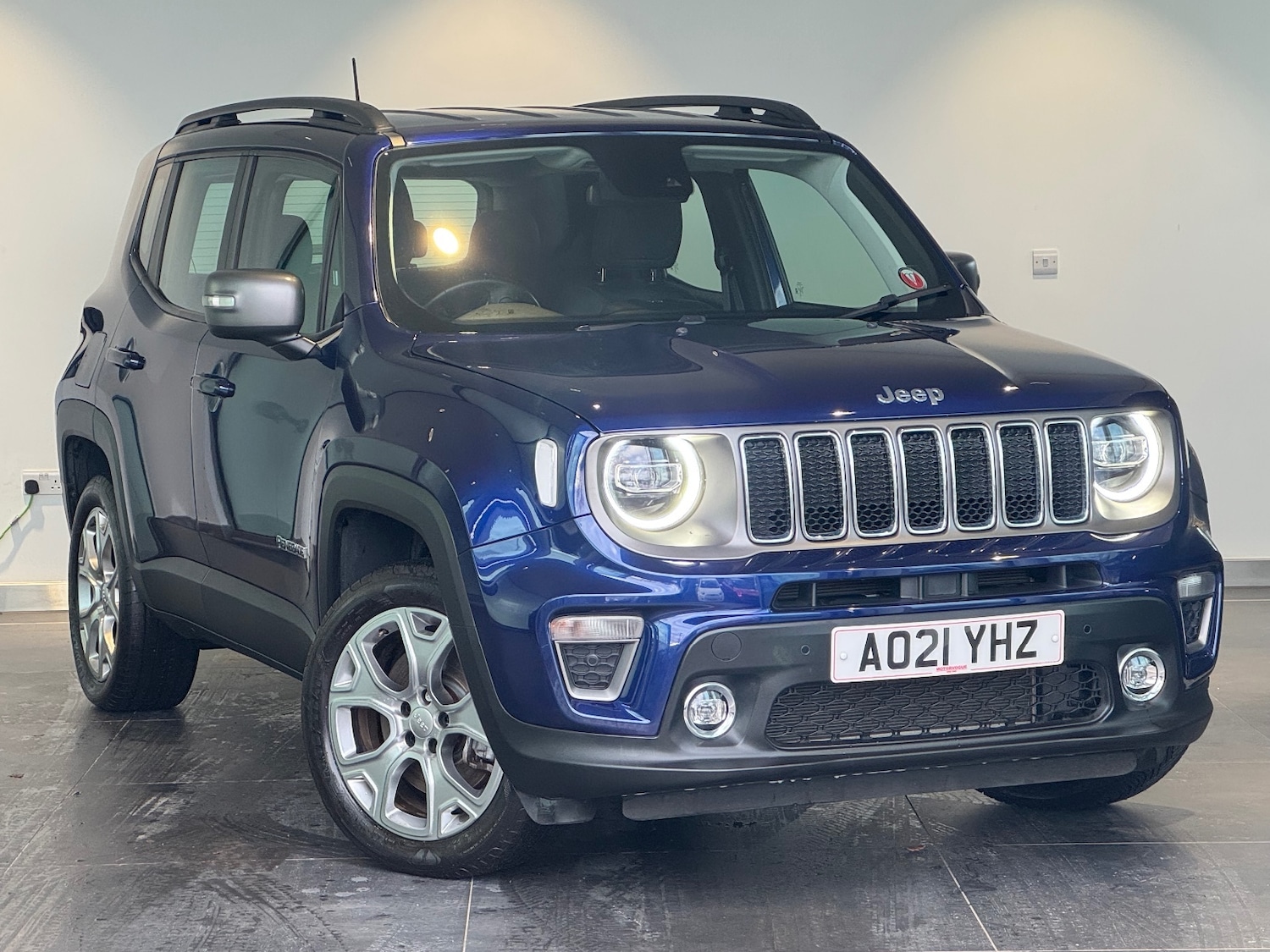 Used Jeep Renegade 2021 for sale - 76868681: Photo 3