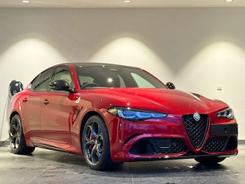 Used Alfa Romeo Giulia undefined for sale - 77539765: Photo