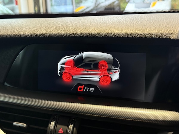 Used Alfa Romeo Stelvio 2019 for sale - 76241742: Photo 18