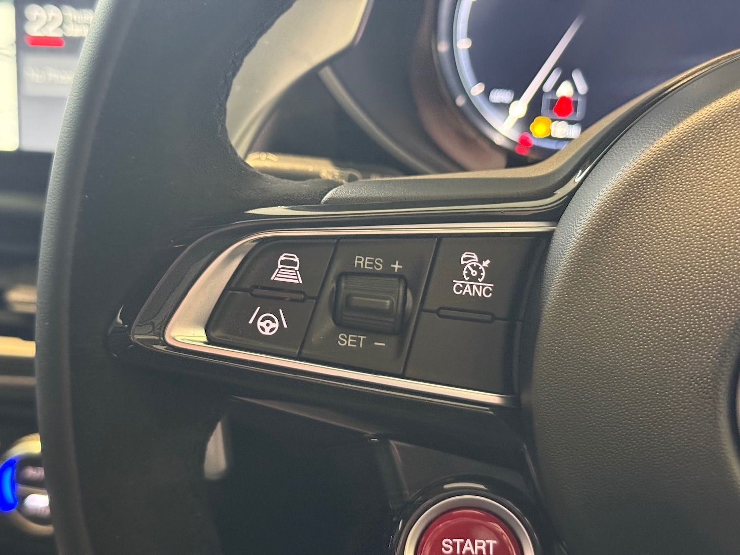 Used Alfa Romeo Giulia for sale - 77539716: Photo 26