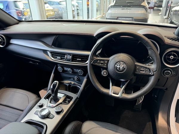 Used Alfa Romeo Stelvio 2025 for sale - 75565520: Photo 19