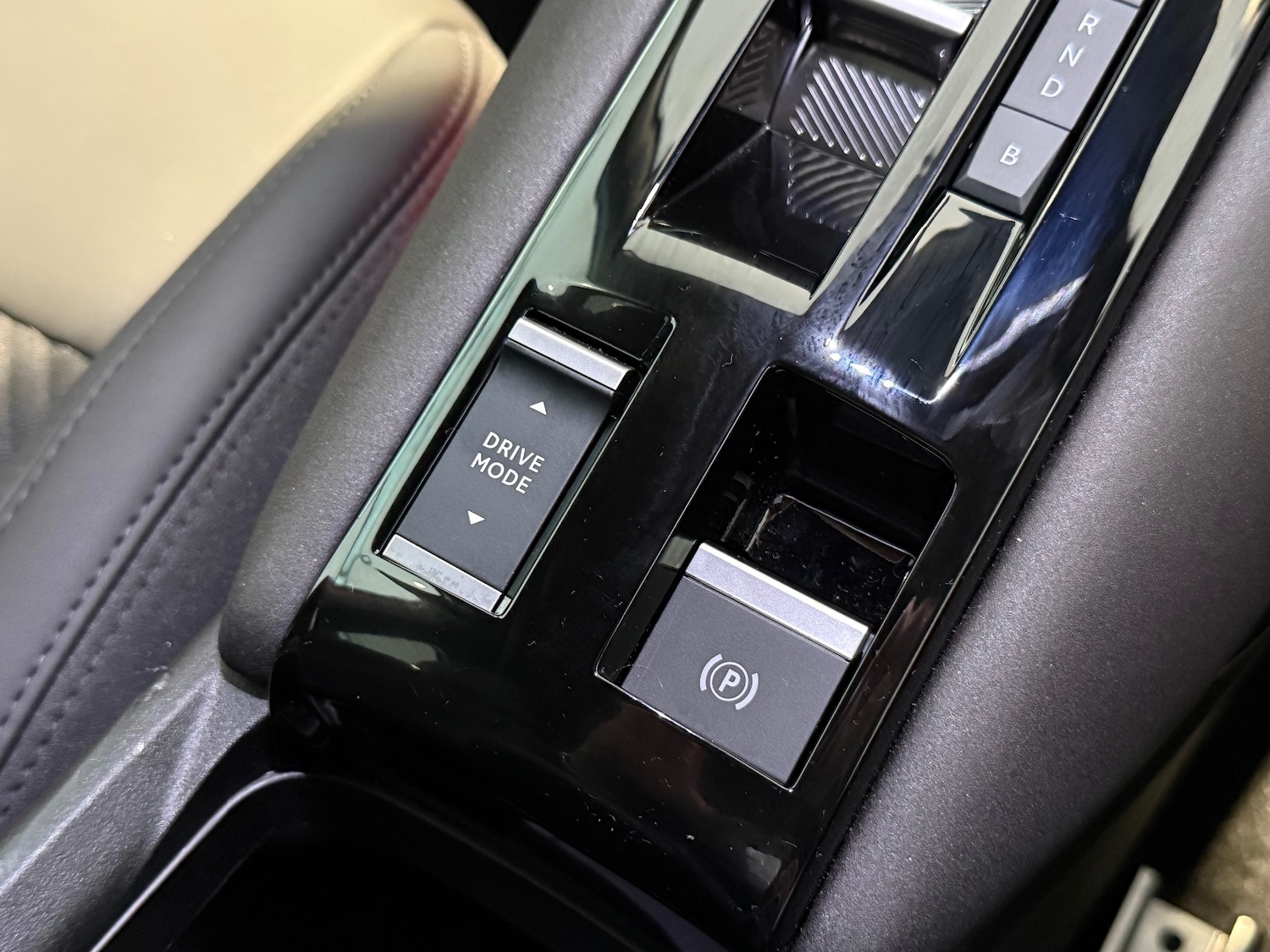 Used Alfa Romeo Junior 2025 for sale - 76234039: Photo 37