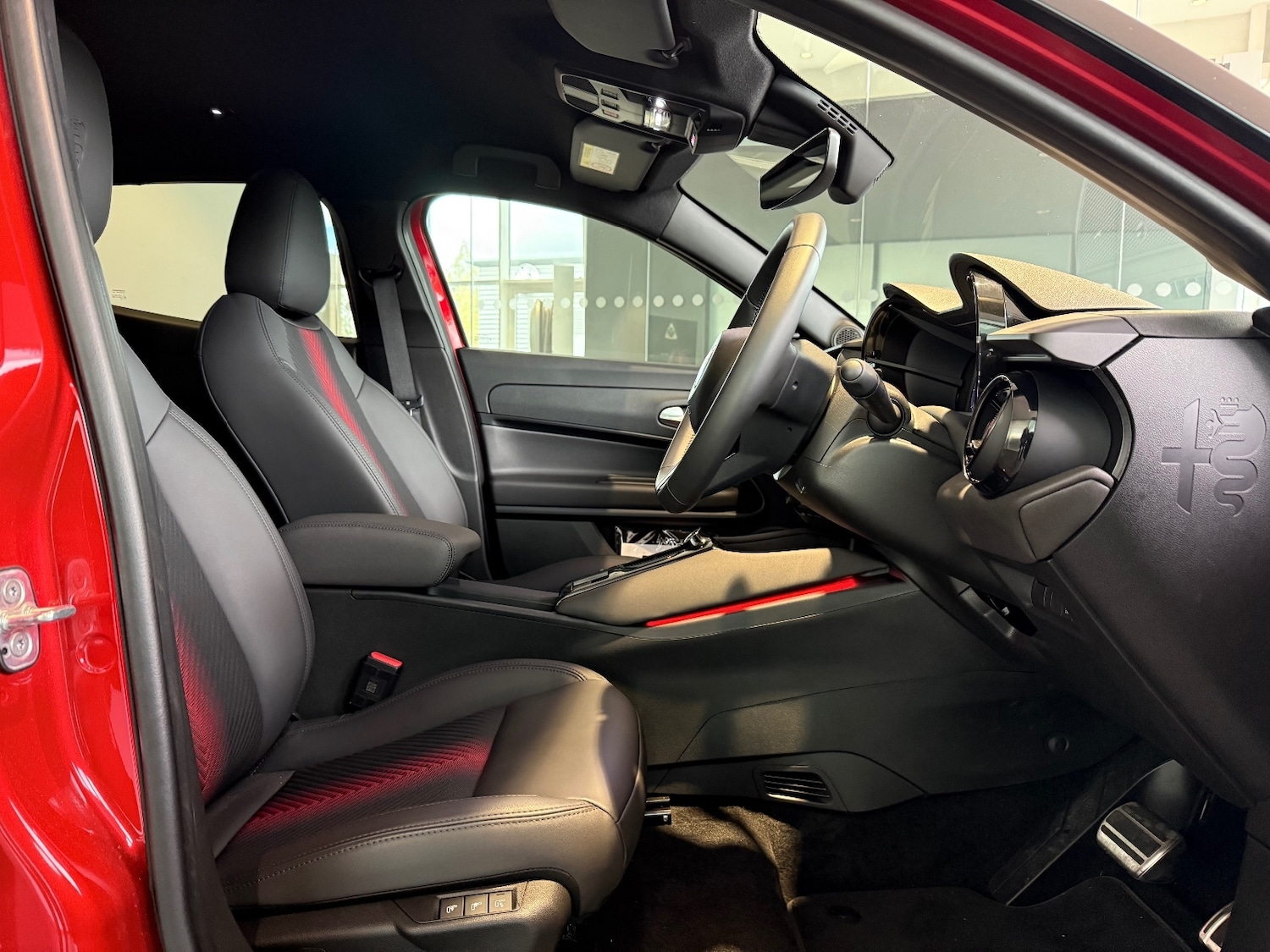 Used Alfa Romeo Junior 2025 for sale - 76234039: Photo 5