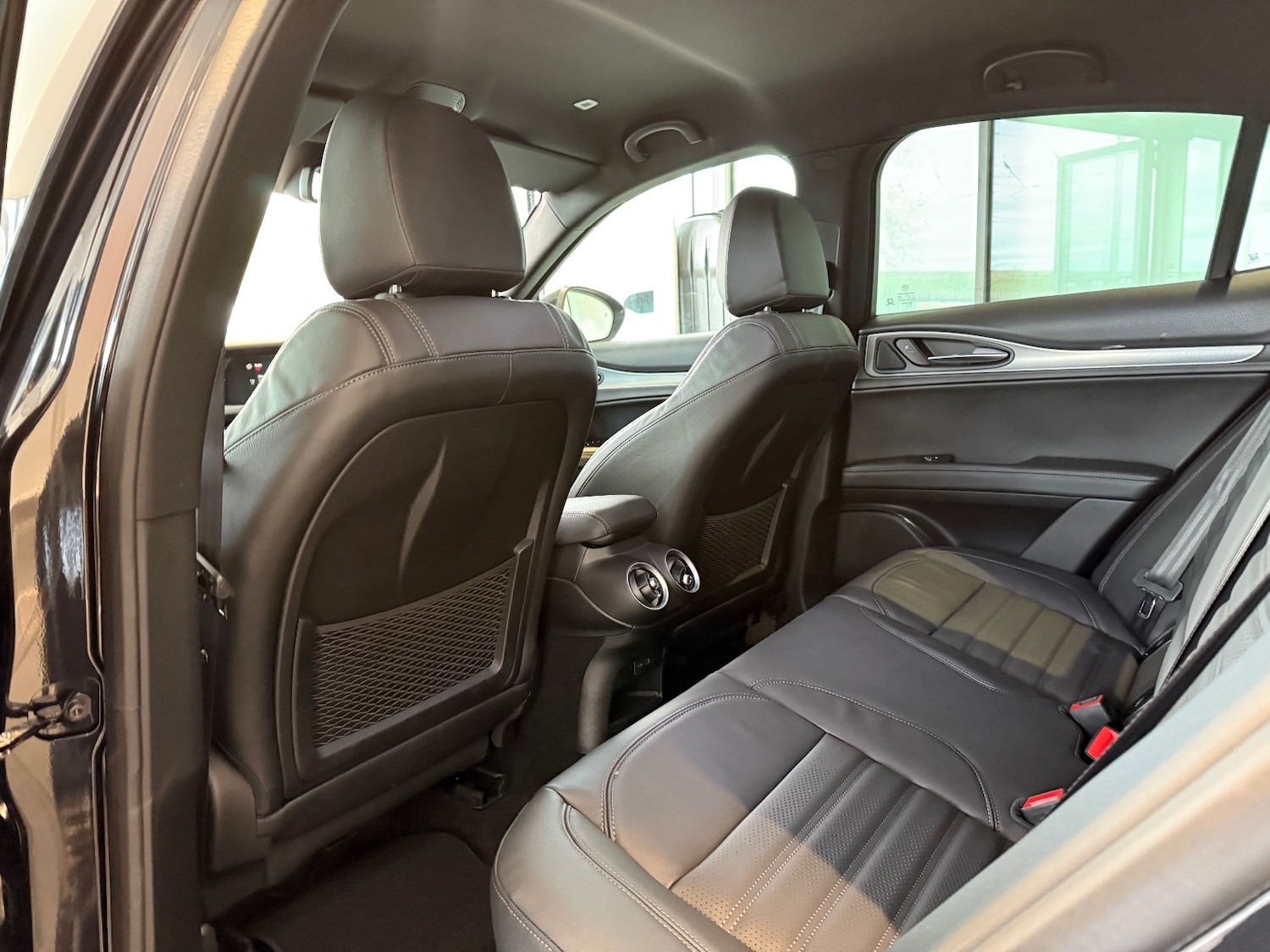 Used Alfa Romeo Stelvio 2025 for sale - 76872422: Photo 15