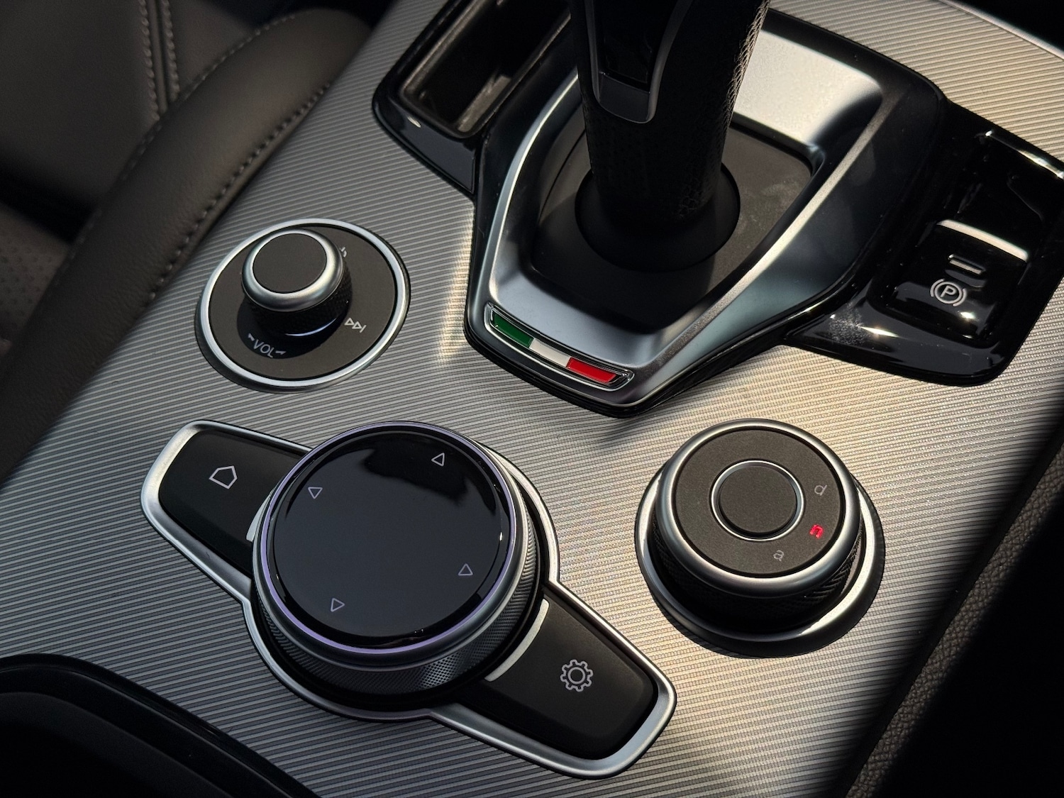 Used Alfa Romeo Stelvio 2025 for sale - 76872422: Photo 24