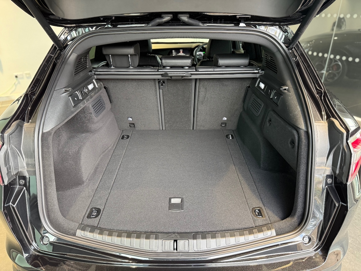 Used Alfa Romeo Stelvio 2025 for sale - 76872422: Photo 37