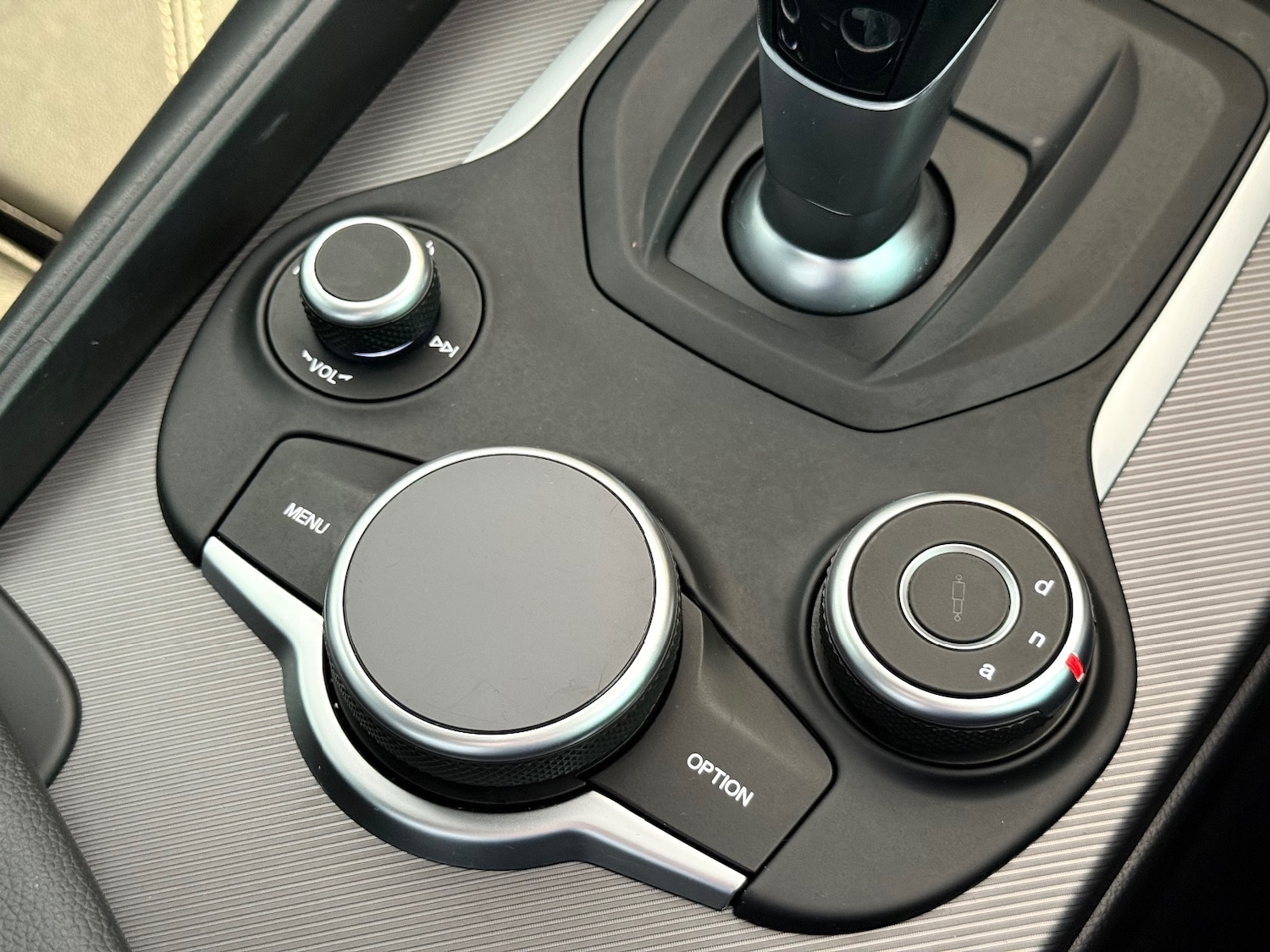 Used Alfa Romeo Giulia 2018 for sale - 77326310: Photo 24