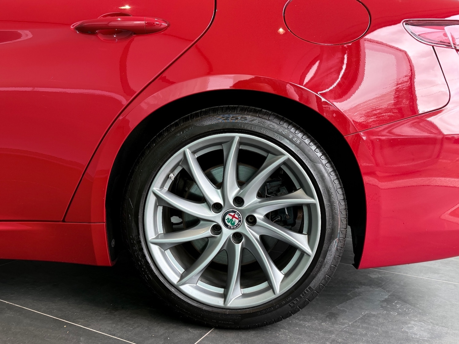 Used Alfa Romeo Giulia 2018 for sale - 77326310: Photo 42