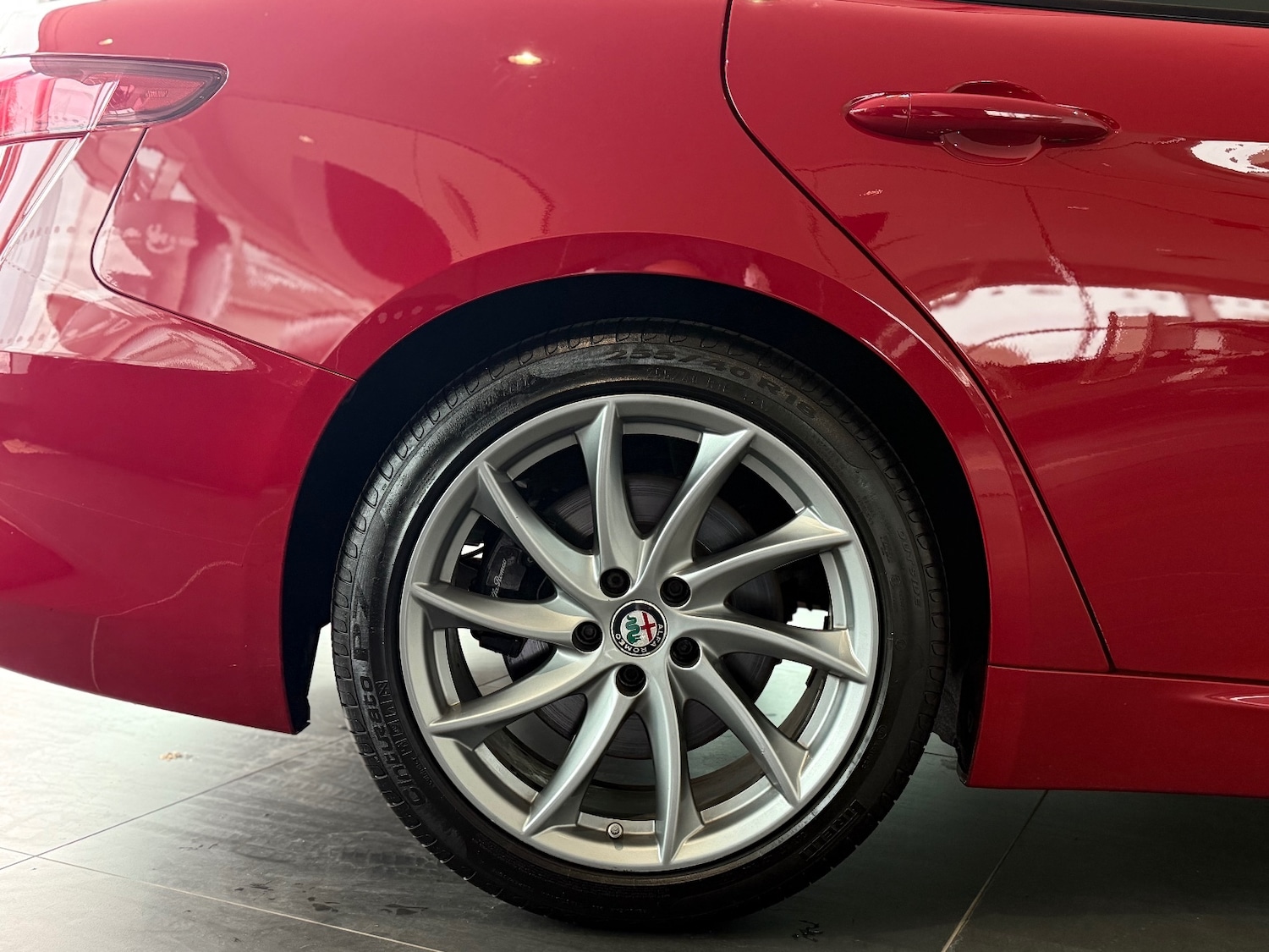 Used Alfa Romeo Giulia 2018 for sale - 77326310: Photo 43