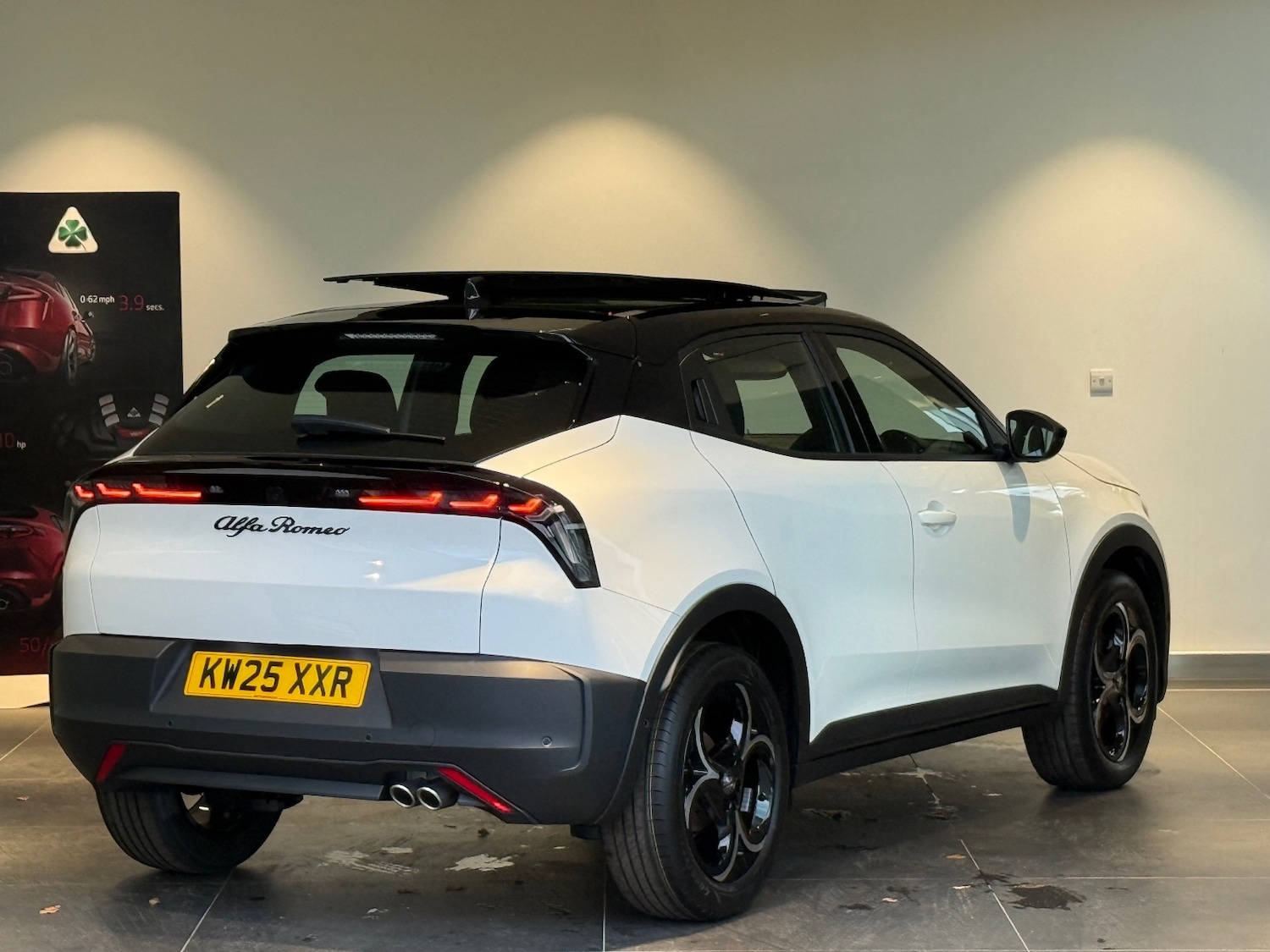 Used Alfa Romeo Junior 2025 for sale - 76869224: Photo 23