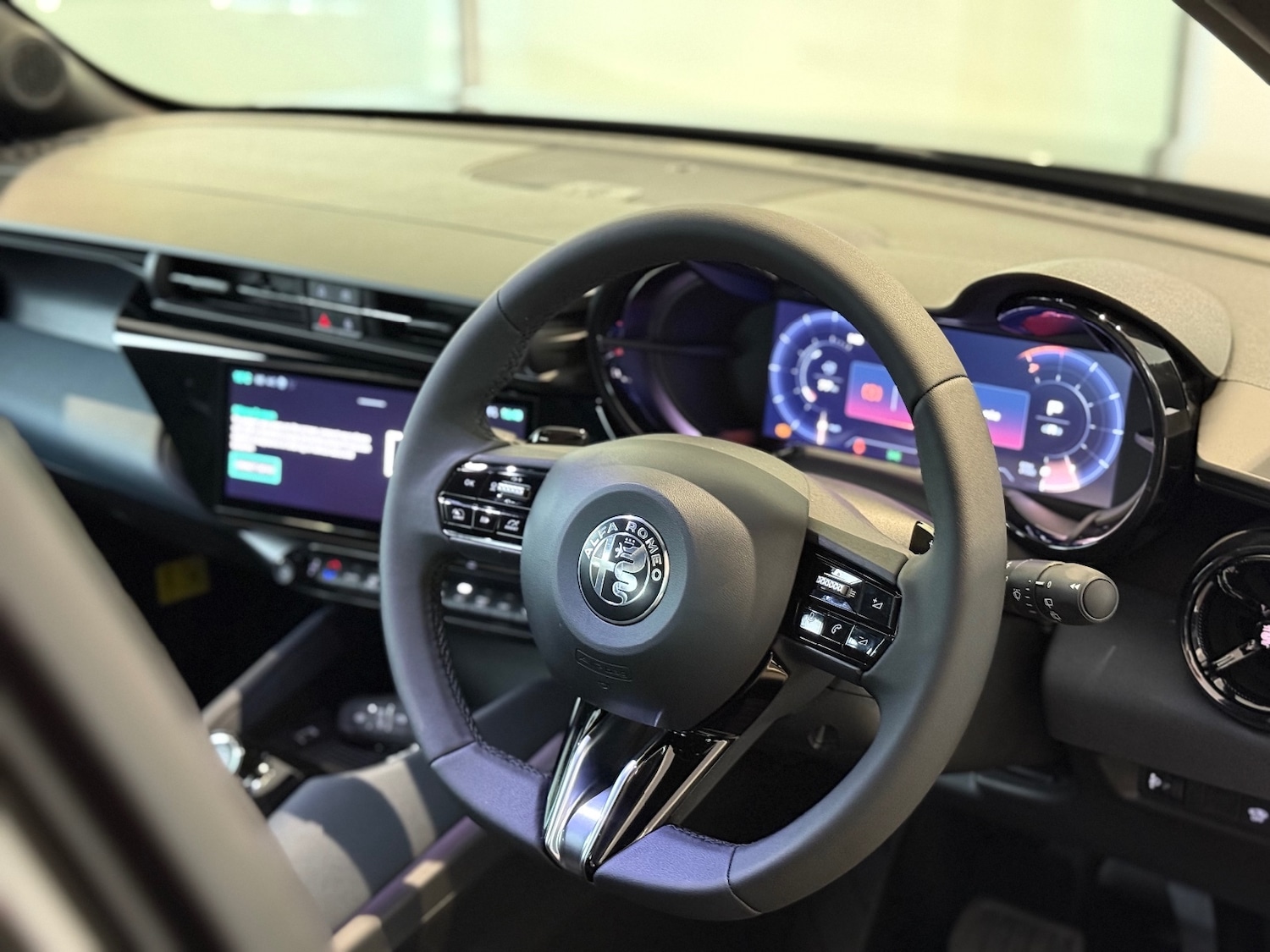 Used Alfa Romeo Junior 2025 for sale - 76869224: Photo 46