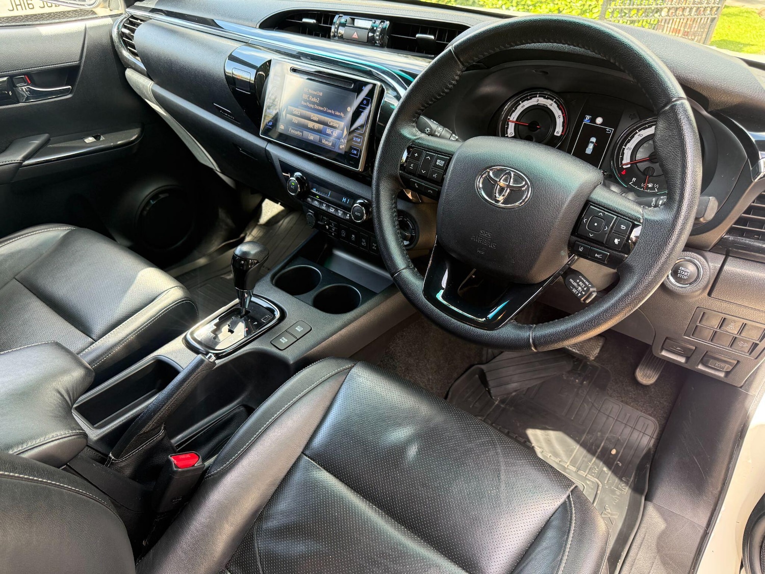 Used Toyota Hilux for sale - 78214575: Photo 11