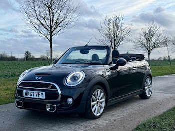 Used MINI Convertible 2017 for sale - 78220366: Photo