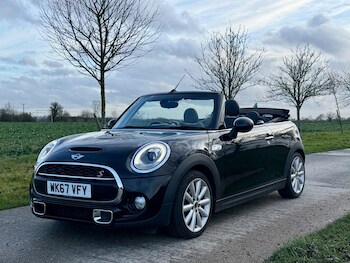 Used MINI Convertible 2017 for sale - 77612547: Photo