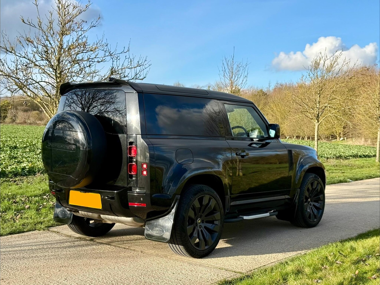 Used Land Rover Defender 2023 for sale - 77612143: Photo 17