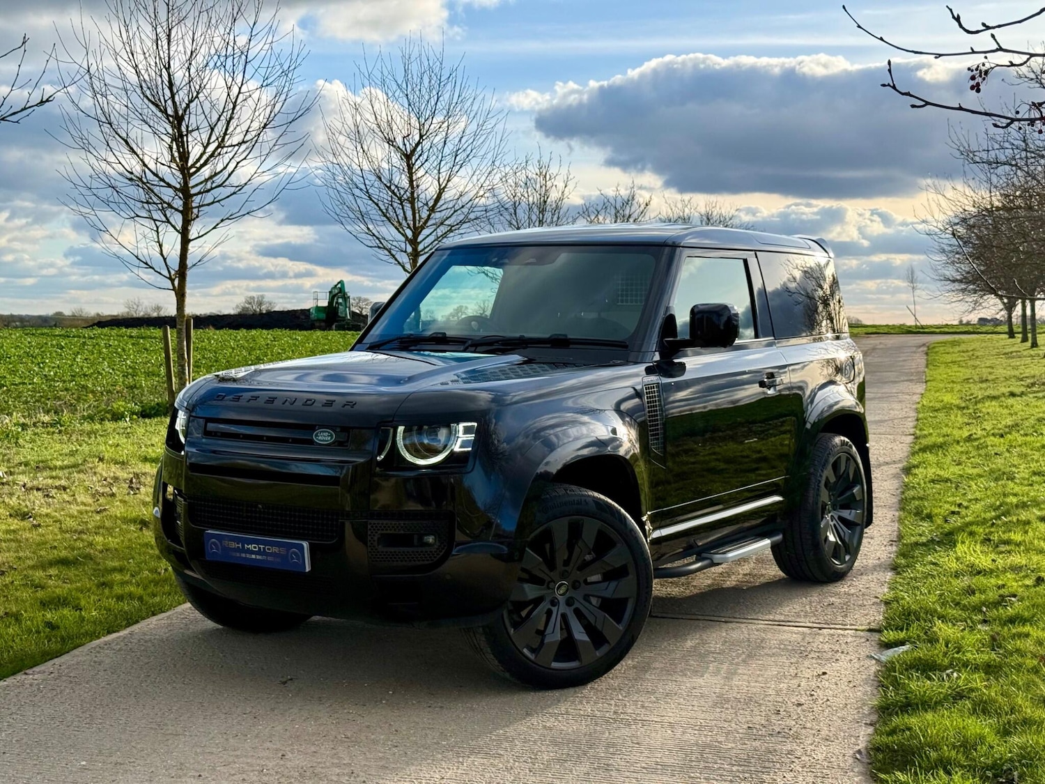 Used Land Rover Defender 2023 for sale - 77612143: Photo 18