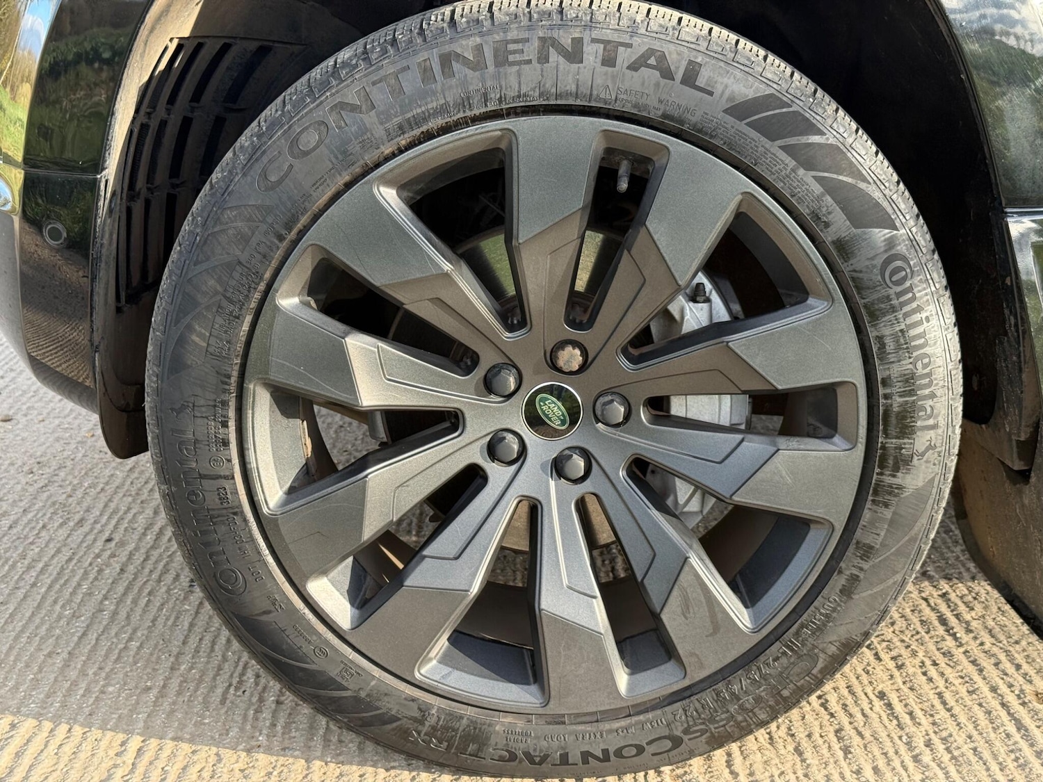 Used Land Rover Defender 2023 for sale - 77612143: Photo 24