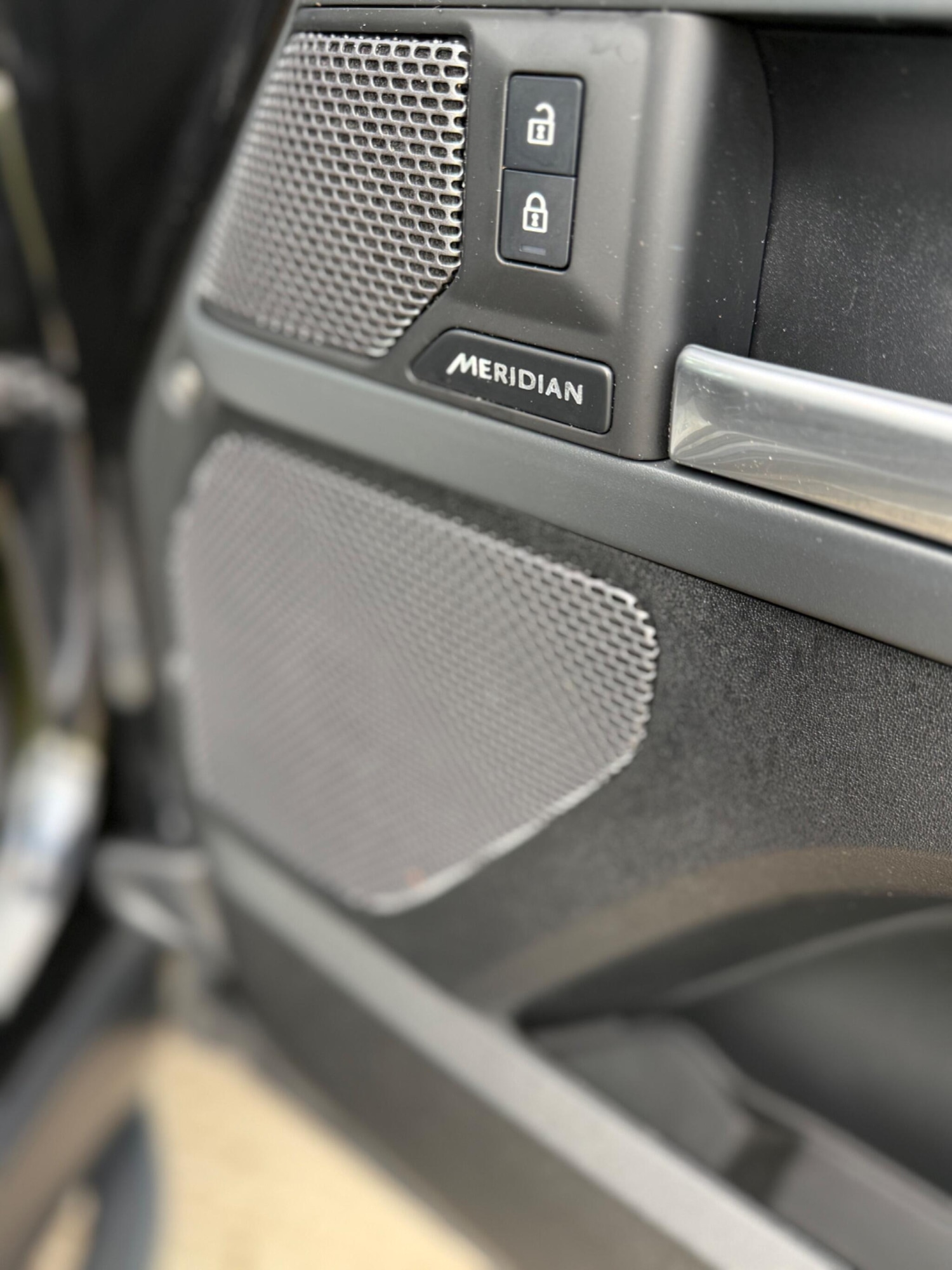 Used Land Rover Defender 2023 for sale - 77612143: Photo 9