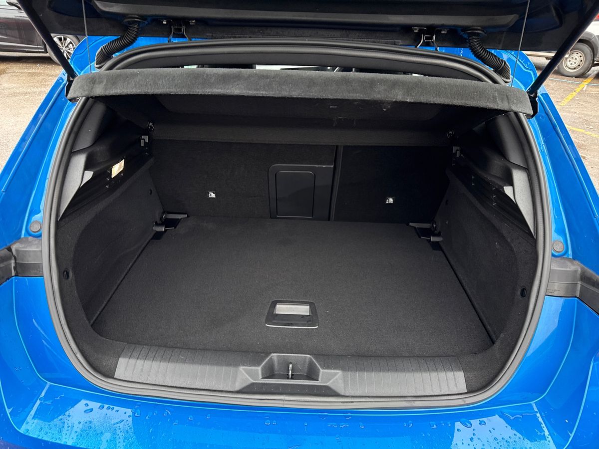 Used Vauxhall Astra 2023 for sale - 77499639: Photo 12