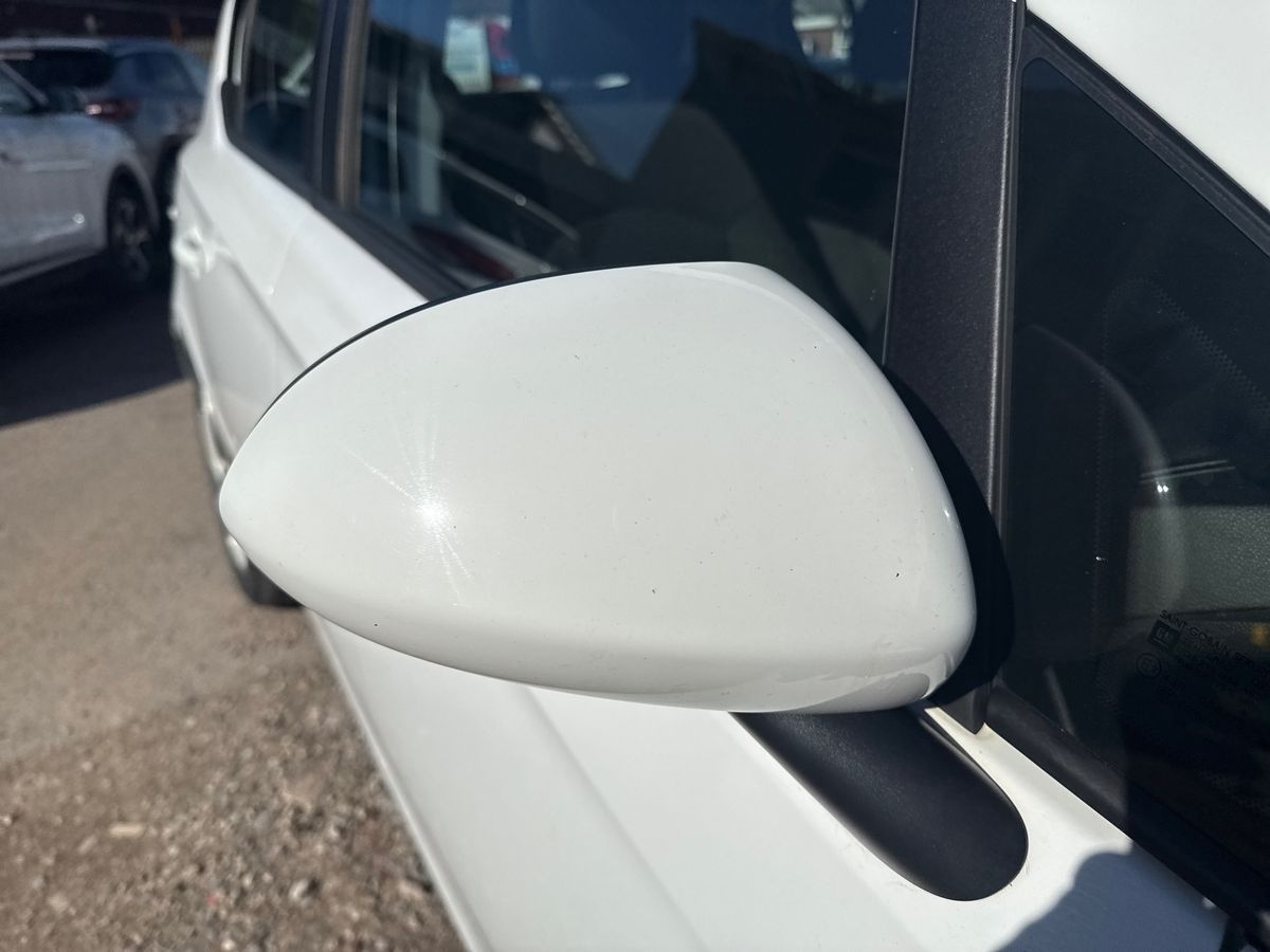 Used Vauxhall Corsa 2015 for sale - 77942043: Photo 22