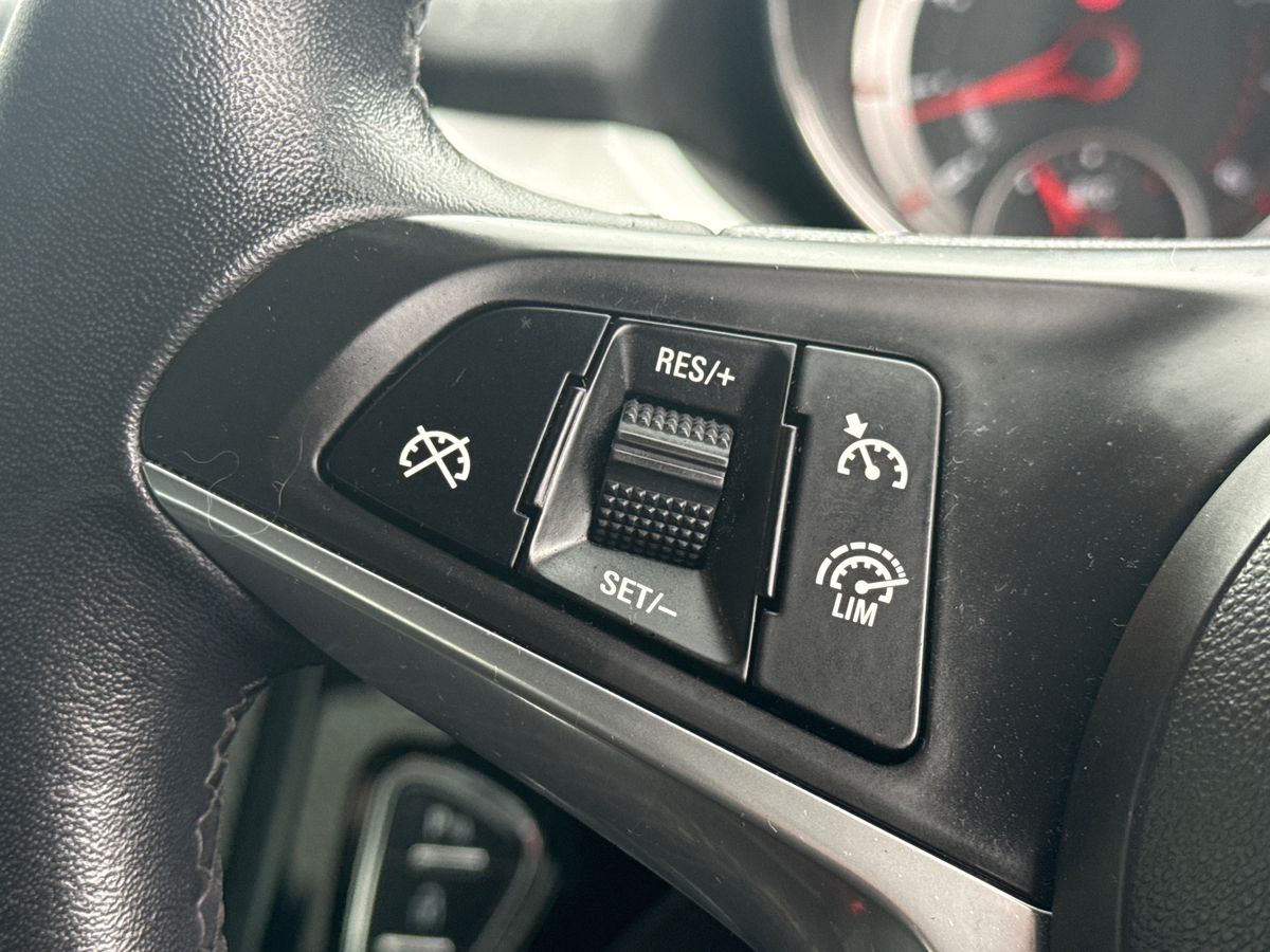 Used Vauxhall ADAM 2017 for sale - 78137051: Photo 16