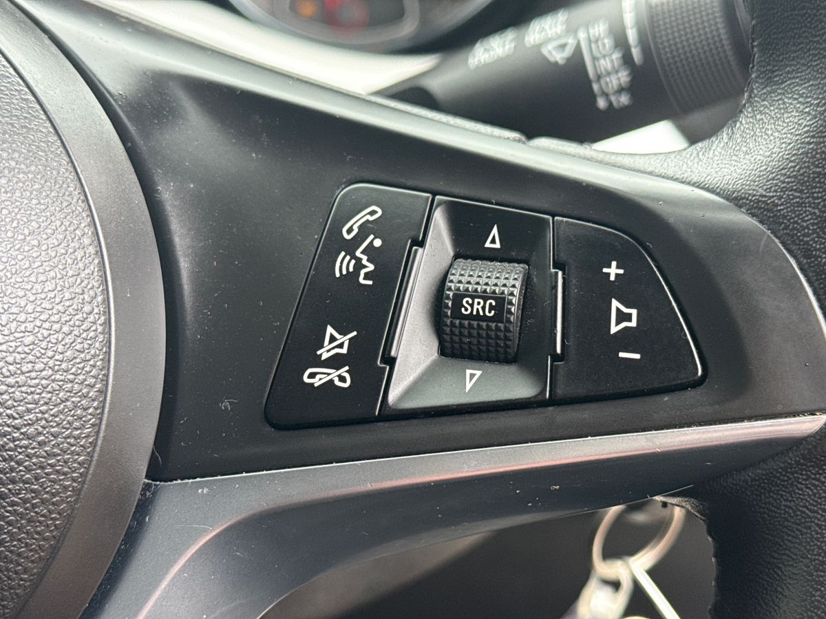 Used Vauxhall ADAM 2017 for sale - 78137051: Photo 17